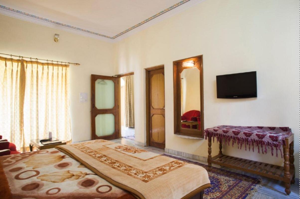 Hotel New Park Пушкар Екстер'єр фото
